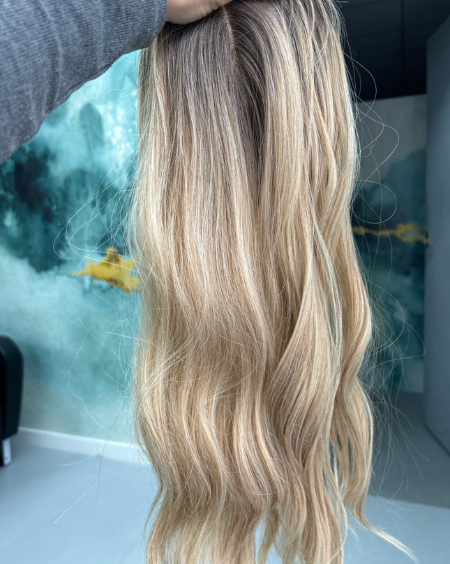 Salon exclusive fiber topper Miranda