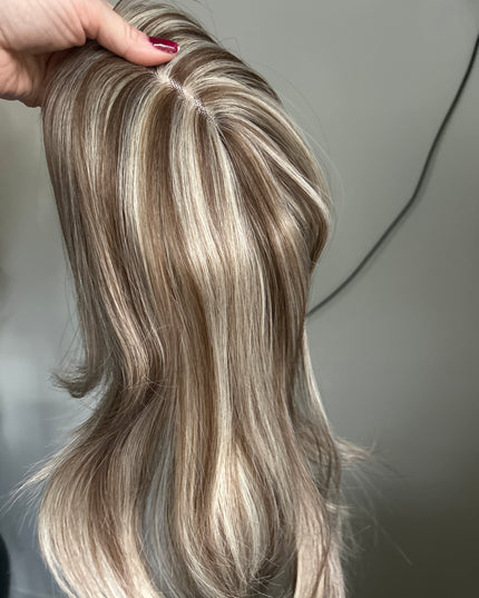 Salon exclusive fiber topper Danique