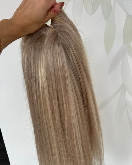 Human hair v-part light ash blond