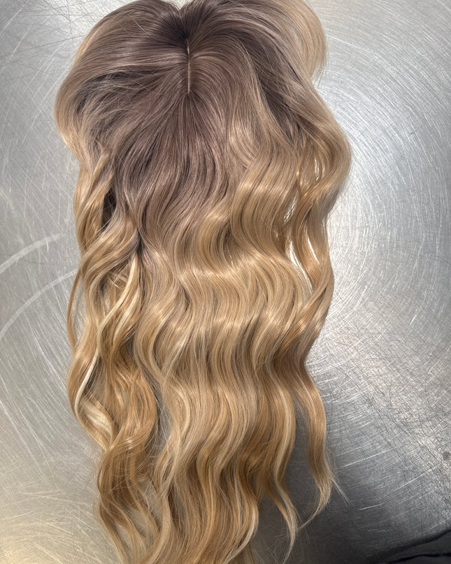 Salon Exclusive Fiber topper Cynthia
