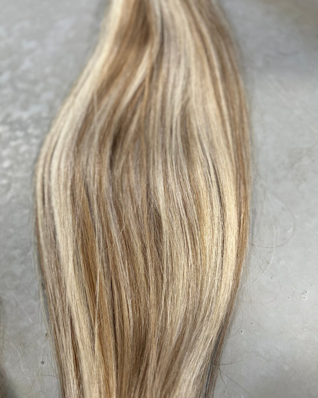 GoldHairExclusive – The Holiday XXL Clips Edition