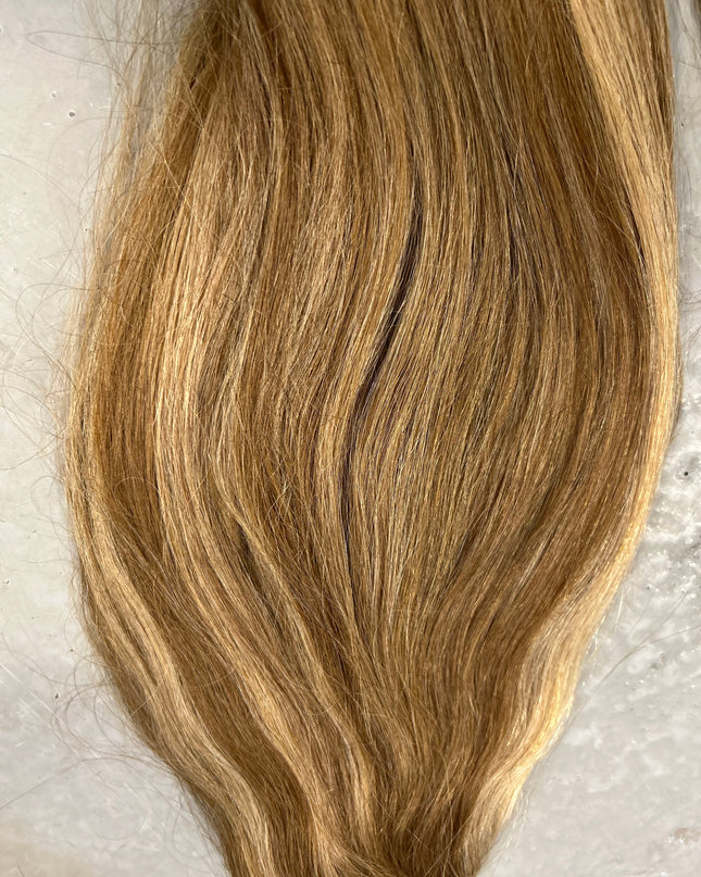 GoldHairExclusive – The Holiday XXL Clips Edition