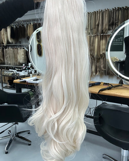 Salon exclusive fiber xxl u-part 70cm very light blonde