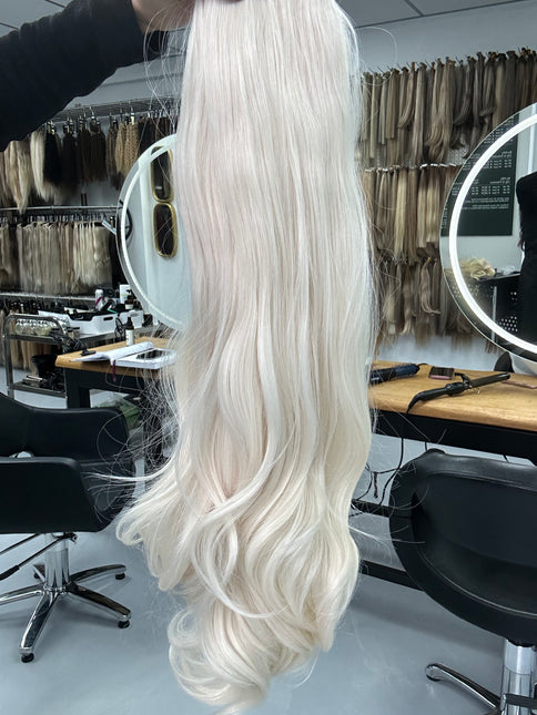 Salon exclusive fiber xxl u-part 70cm very light blonde